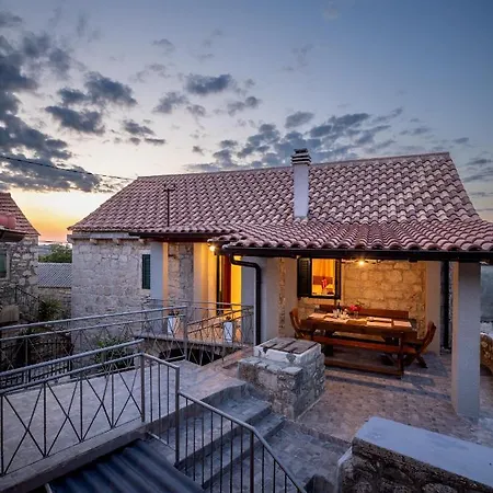 Villa Ecco Nature 2 Zastrazisce