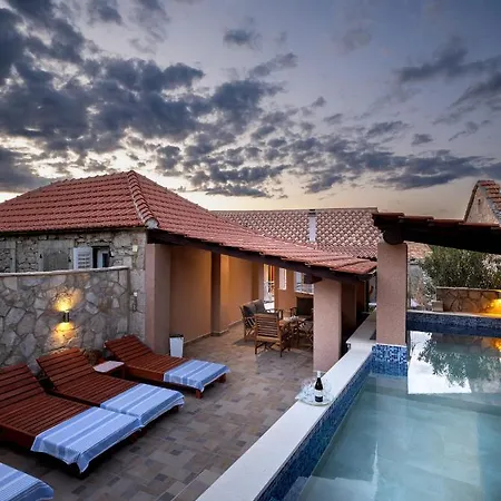 Villa Ecco Nature 2 Zastrazisce